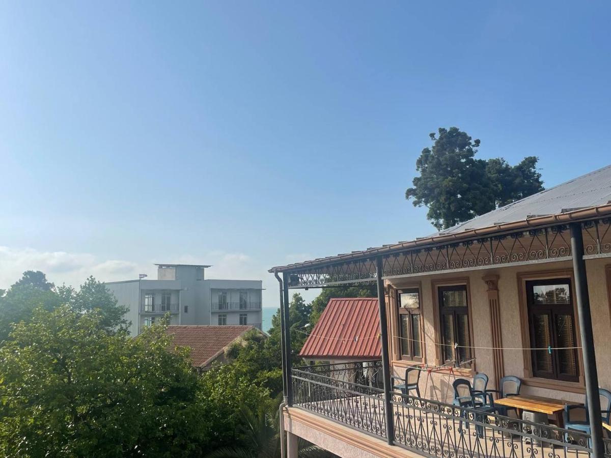 Guest House Nino Makhinjauri Ngoại thất bức ảnh