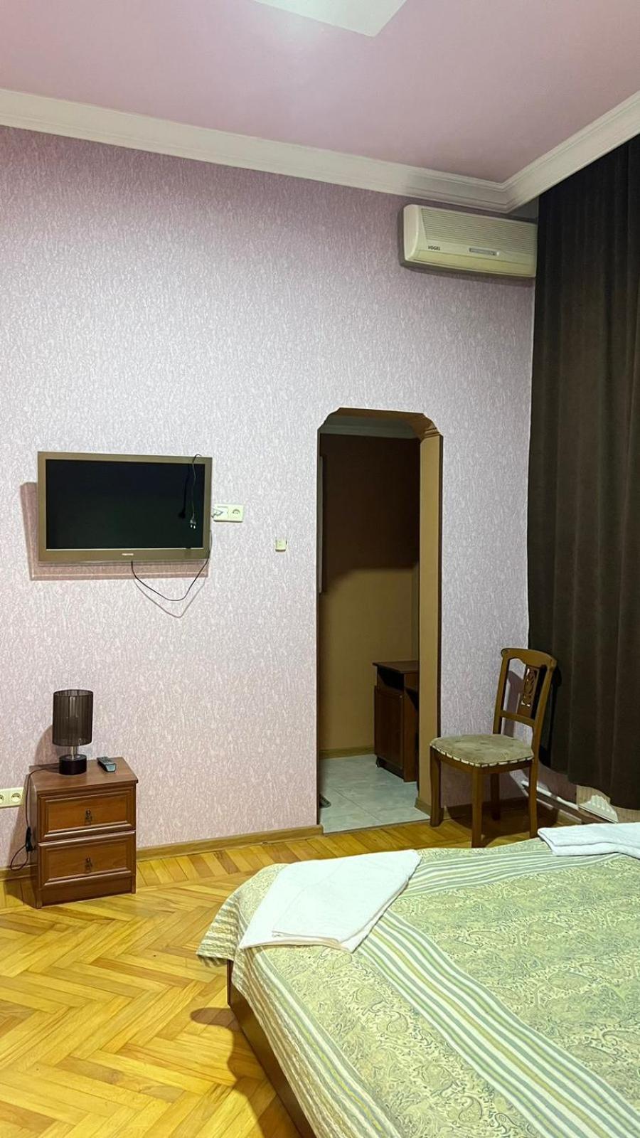 Guest House Nino Makhinjauri Phòng bức ảnh