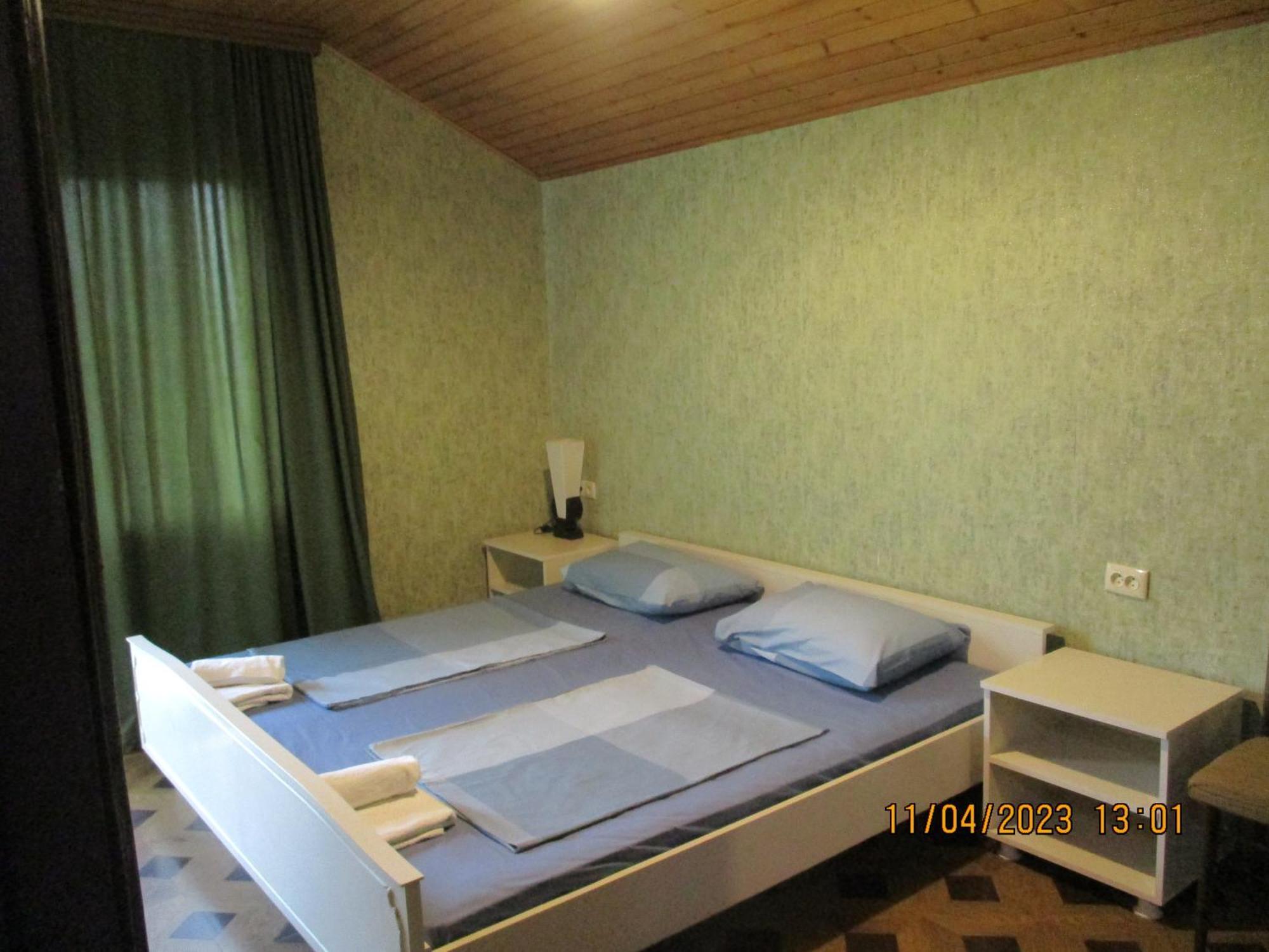 Guest House Nino Makhinjauri Phòng bức ảnh