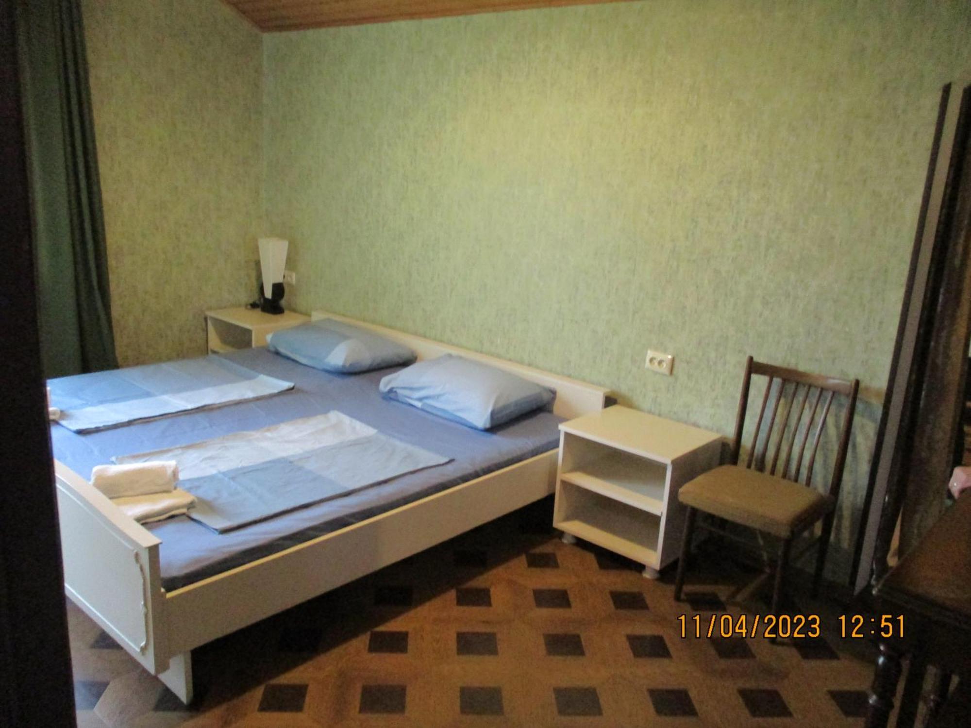 Guest House Nino Makhinjauri Phòng bức ảnh